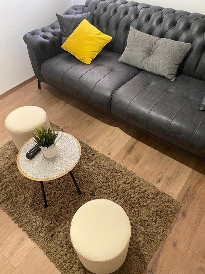 Apartman Kala 比奥格勒·纳·莫鲁 外观 照片