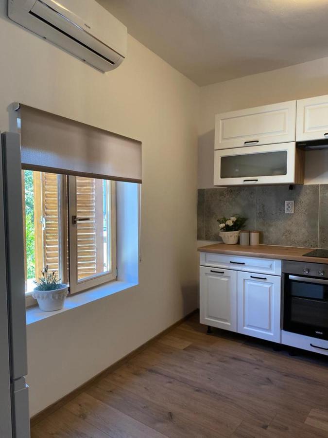 Apartman Kala 比奥格勒·纳·莫鲁 外观 照片